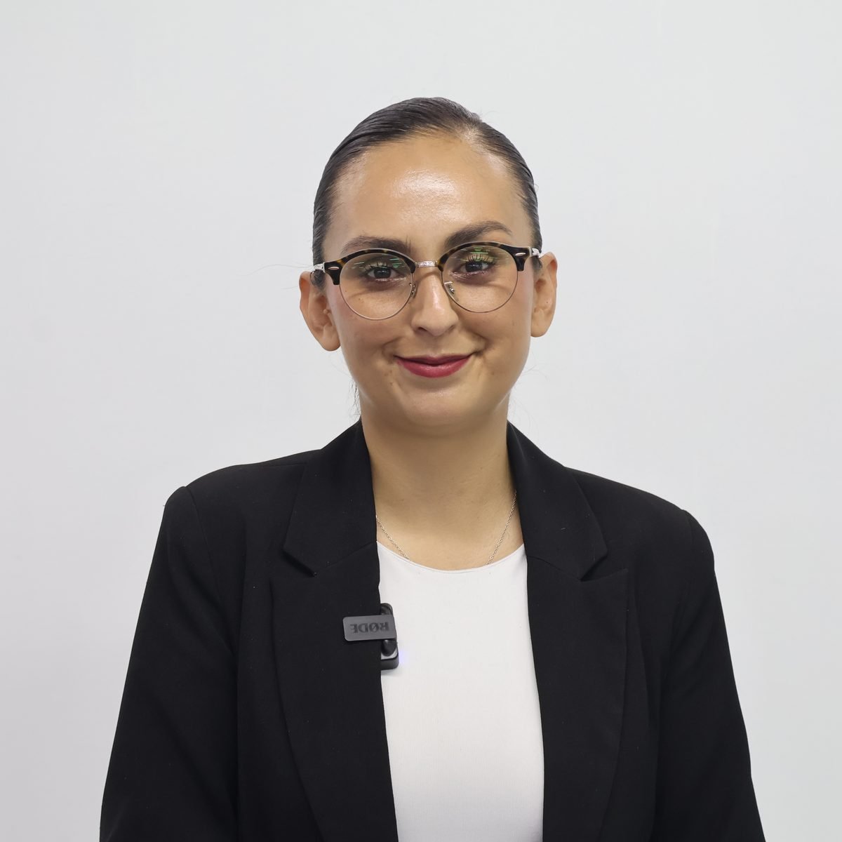 Retrato de Montserrat Murillo, sustentante del Acuerdo 286